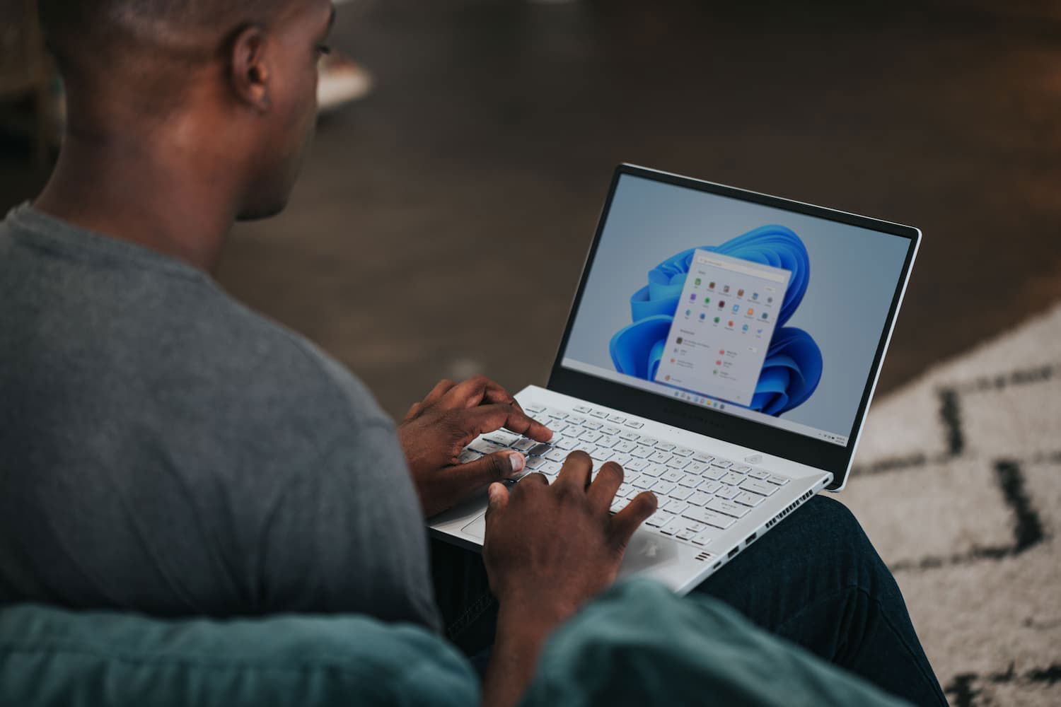 Microsoft: Бесплатное обновление Windows 10 до Windows 11 начнется в 2022 году
